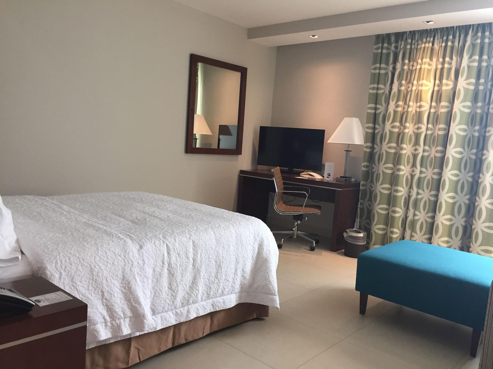Hampton Inn By Hilton Mérida Zewnętrze zdjęcie