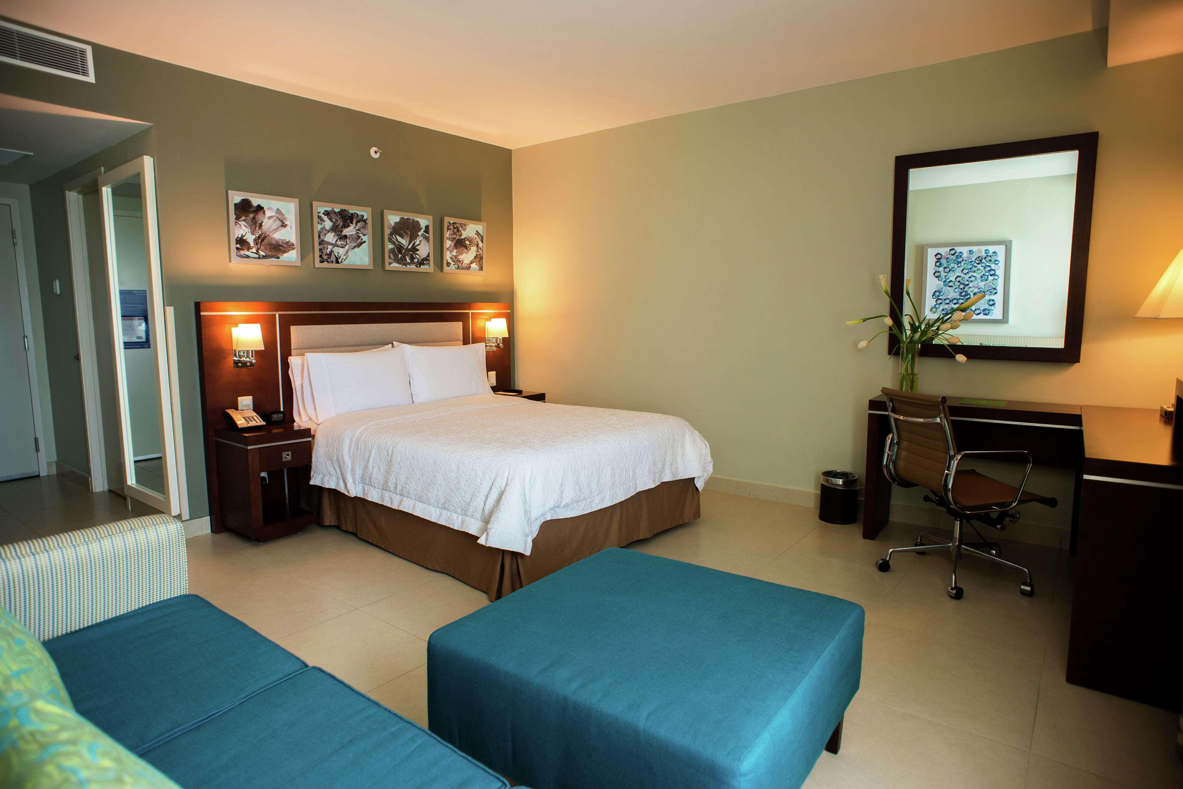 Hampton Inn By Hilton Mérida Zewnętrze zdjęcie