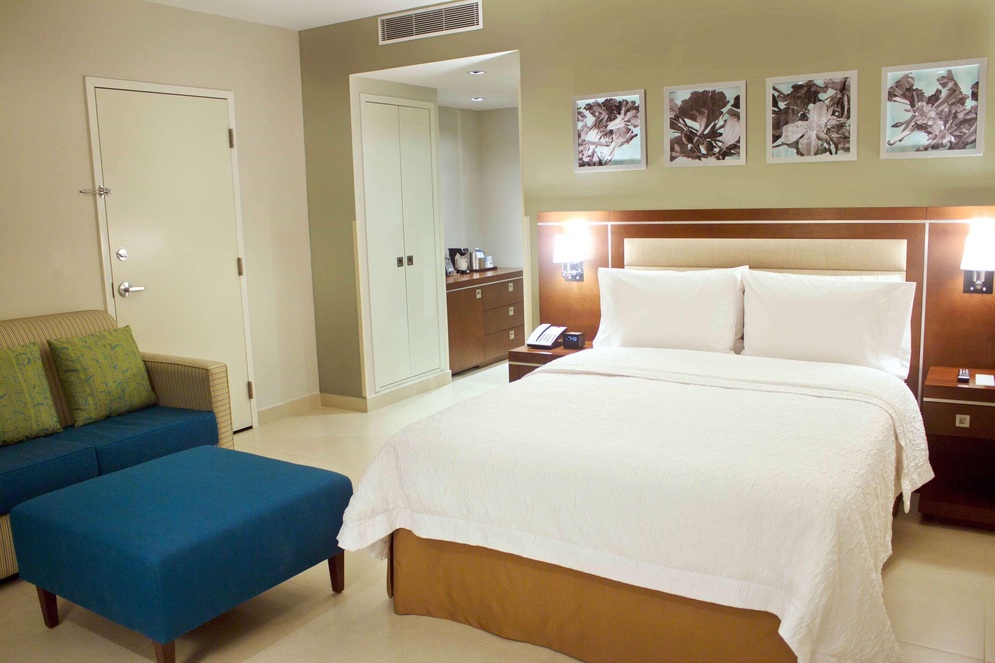 Hampton Inn By Hilton Mérida Zewnętrze zdjęcie